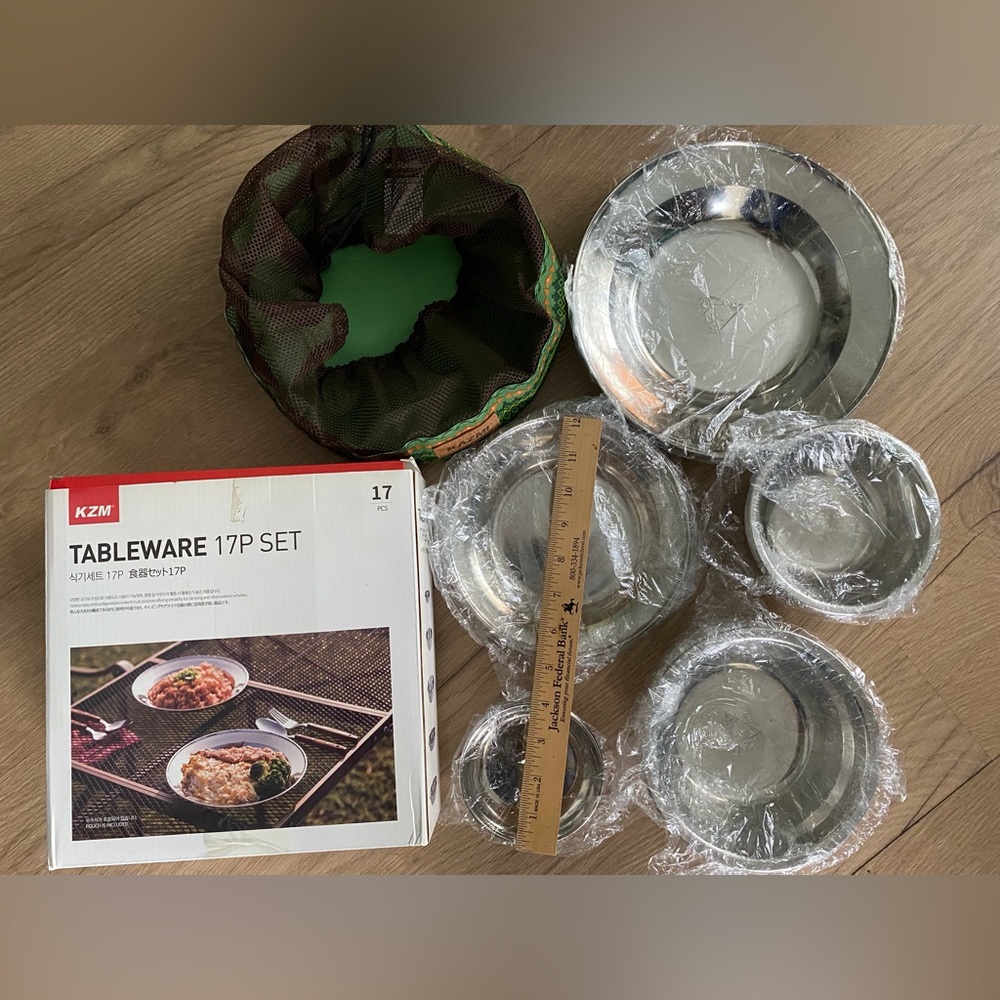 New in box stainless steel dinnerware 17 pieces
